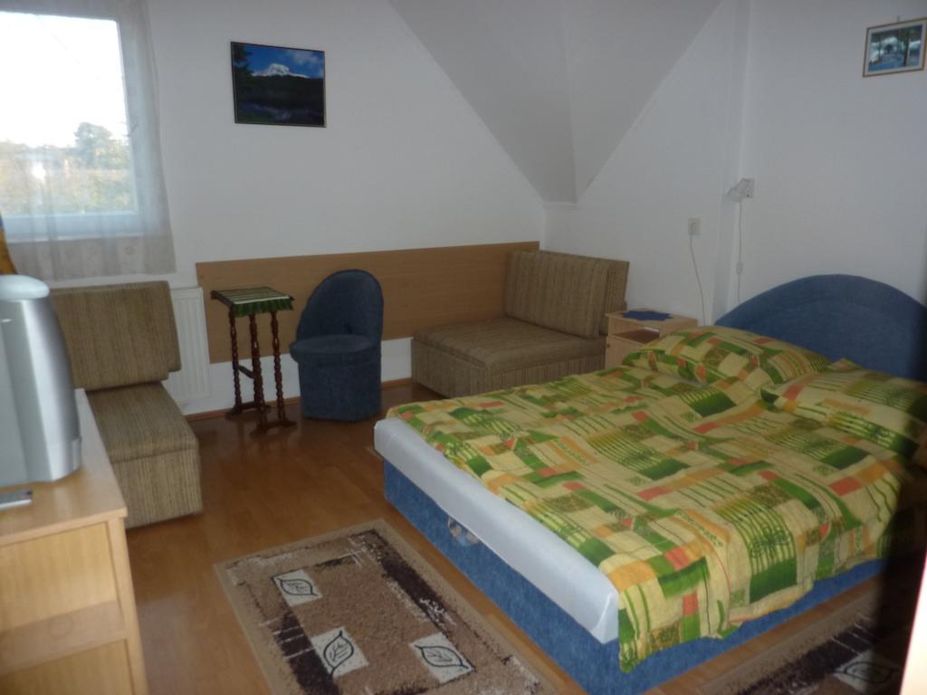Apartamento Bridgehaus Balatonfüred Habitación foto